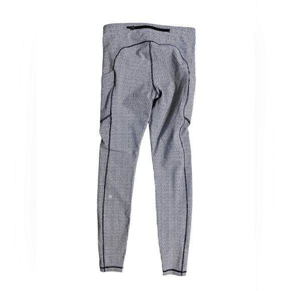 lululemon | size 6 Speed Up Tight *Full-On Luxtreme 28" Teeny Tooth White Black - Picture 9 of 9